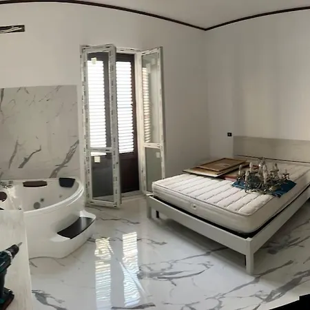 Luxury In Center *